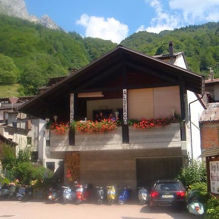 Albergo Matiz Da Otto Paluzza Luaran gambar