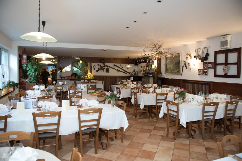 Albergo Matiz Da Otto Paluzza Luaran gambar